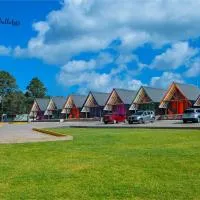 Bellotas Resort، فندق في Surutato