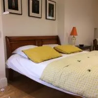 Chambre indépendante au Manoir de la Célinais côté cour, hotel di Saint-Aubin-du-Cormier