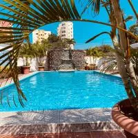 Hotel Kemarios, хотел в Тонсупа