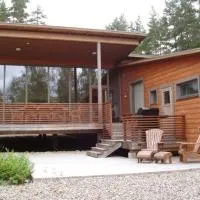 Kuoreksenniemi Villas & Lakehouse, khách sạn ở Puumala