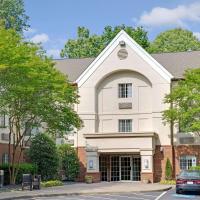 MainStay Suites Charlotte - Executive Park, hotel in Executive Park, Charlotte