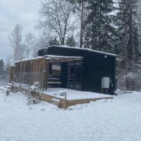 Tiny house in the middle of nature, hotell i Åkersberga