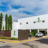 Hotel Agualcas, מלון במנגואה