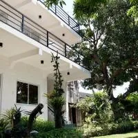Location One Eighty – hotel w mieście Bangcusay