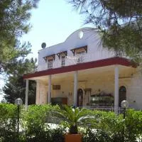 Holiday Residence، فندق في كاساماسيما