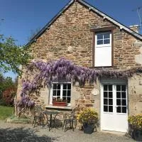 Charming Gite in Brittany, hotel en Plénée-Jugon