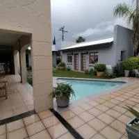 Rene's Guesthouse, hotelli kohteessa Douglas
