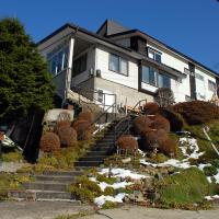 Family House Akashiya, Hotel im Viertel Naeba, Yuzawa