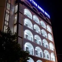 Song Tien Annex Hotel, hotel u gradu Mi To