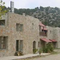 To Exari, hotel i Omalos