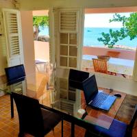 Maison de 2 chambres avec vue sur la mer terrasse et wifi a Les Anses d'Arlet a 1 km de la plage, Hotel in Les Anses-dʼArlets