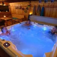 Le Nid d'Alex Spa , Rando et table d'hôte, hotel ad Autigny-la-Tour