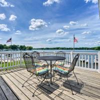 Large Lakehouse with View, Dock, Sunroom and 2 Decks!
