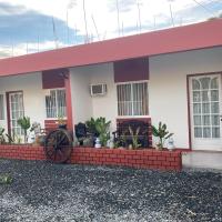 Mount Pinatubo Transient Rooms at Hermogina's, hotel in Calingcuan