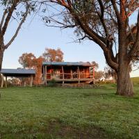 Gaddleen Grove Cottages, hotel in Wodonga