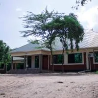 Mikumi National Park에 위치한 호텔 MANTIS LODGE & CAMPING SITE