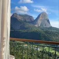 Apart Pedra Azul โรงแรมในเปดราอาซุล