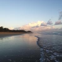 The Shores Holiday Apartments, hotel in Mackay