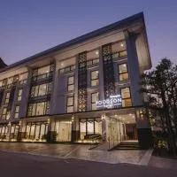 Poodson Hotel Chiangmai, hotel di Chiang Mai