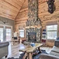 Fire Pit + Game Room: Heber-Overgaard Cabin!, hotel a Heber