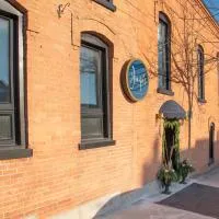The Juniper Inn, hotel en St. Catharines