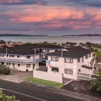 Snells Beach Motel, hotel v destinaci Snells Beach