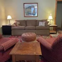 The Cabins at Healing Springs: Crumpler şehrinde bir otel