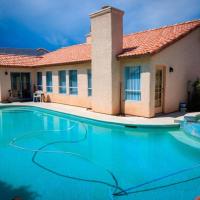 Luxury 1900 SQ FT House Huge 46 FT Pool & Hot SPA، فندق بالقرب من North Las Vegas Airport - VGT، لاس فيغاس