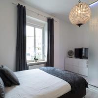 EXECUTIVE DOUBLE ROOM WITH EN-SUITE in GUEST HOUSE RUE TREVIRES R3, hotel di Bonnevoie, Luxembourg