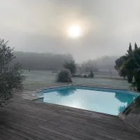 Communay Gablys Chambres, hotel em Communay