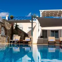 호텔 티라(Hotel Thira)