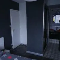 Chambre d hote avec sa SDB privative, отель в городе Guipavas
