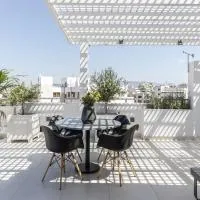 Gallery Suites & Residences Piraeus, hotel sa Piraeus