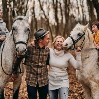 Tmbin's barn - nature, horses, family