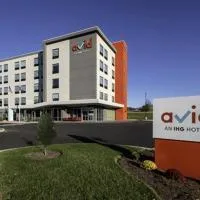 avid hotel - Staunton by IHG، فندق في ستونتون