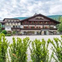 Hotel Sigmunderhof โรงแรมในเคียเนส