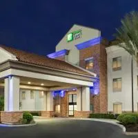 Holiday Inn Express & Suites Merced - Yosemite Natl Pk Area by IHG, hotelli kohteessa Merced