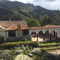 La Casona Cucaita. Sede Campestre، فندق في Cucaita