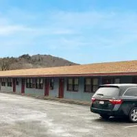 Pleasant Valley Motel West Stockbridge โรงแรมในWest Stockbridge