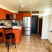 Ponce Hideaway 1BR with Parking, Generator and Laundry, hôtel à Ponce