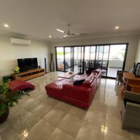 Cooktown Harbour View Luxury Apartments, готель біля аеропорту Cooktown Airport - CTN, у місті Куктаун