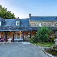 Logis- Auberge De Kerveoc'h, готель у місті Дуарнене