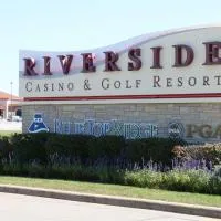 Riverside Casino & Golf Resort, khách sạn ở Riverside