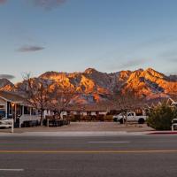 Mt Williamson Motel and Basecamp, hotel in Independence