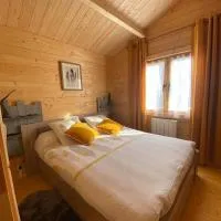 Les Chalets Du Marais, хотел в Saint-Pierre-Aigle