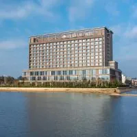 Golden Lake Hotel, Hotel in Jinhu