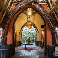 Misty Hills Country Hotel, Conference Centre & Spa, hotel di Muldersdrift