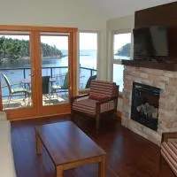 Mayne Island Resort, hotel u gradu 'Mayne Island'