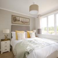 Hollicarrs - Woodland Lodge, hotel in York