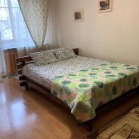 Уютная квартира недалеко автовокзалу, hotel sa Rivne